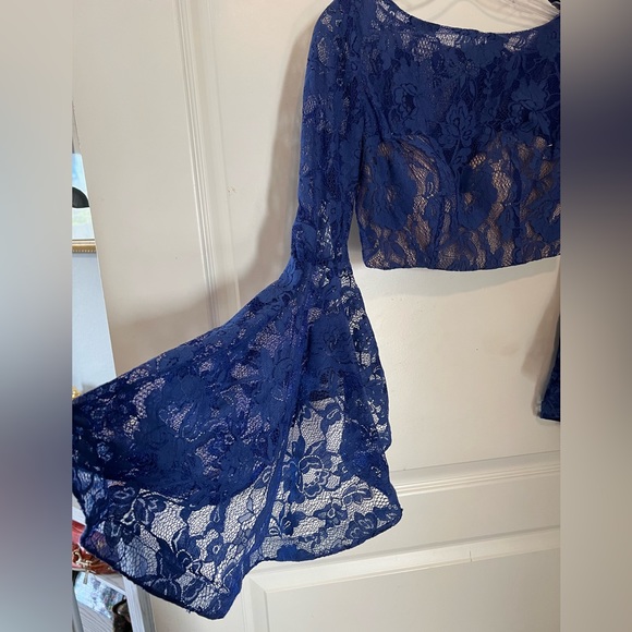 Royal Blue 2 pc Lace Formal Size 4 - Picture 6 of 10